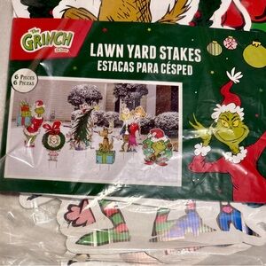 The Grinch - Lawn Yard Stakes - Festive Green and Red Decorations
